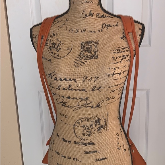 Luxcessories  Backpack - Picture 3 of 5